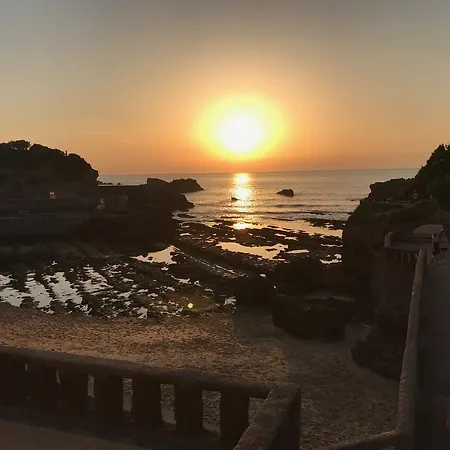 Chez Phil Et Dom ביאריץ