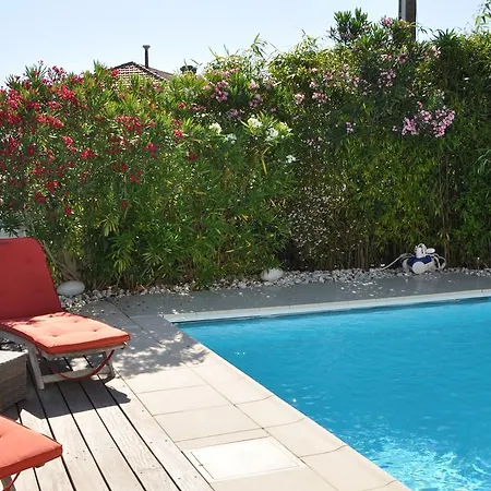 Bed & Breakfast Chez Phil Et Dom 3*