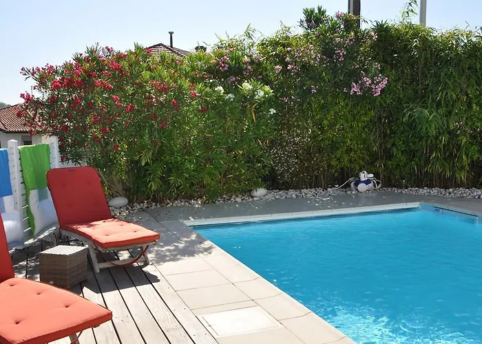 Bed & Breakfast Chez Phil Et Dom 3*