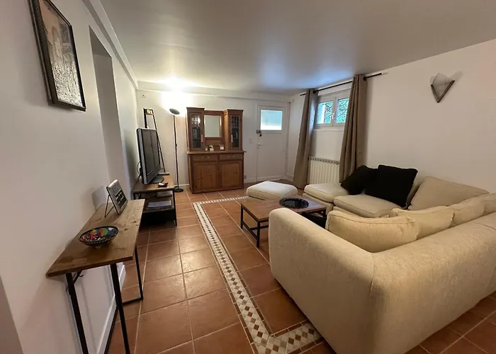 Chez Phil Et Dom Bed & Breakfast